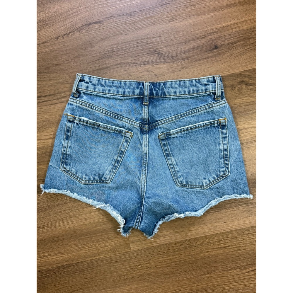 Zara Womens High Waisted Distressed Denim Jean Shorts Medium Wash Blue Size 2 - Picture 4 of 4